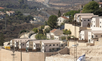 إسرائيل/الأرض الفلسطينية المحتلة: يجب أن تتبع القيود على التجارة مع المستوطنات تدابير ملموسة إضافية لإنهاء الاحتلال الإسرائيلي غير المشروع ونظام الأبارتهايد