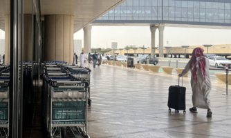 Arabie saoudite. Des personnes voyageant en Arabie saoudite emprisonnées en raison de publications sur les médias sociaux